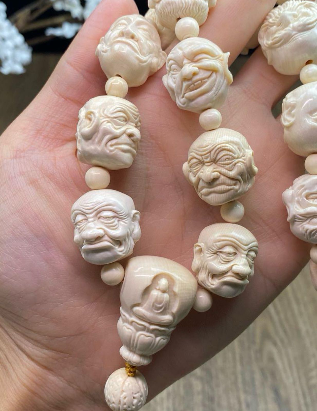 天然マンモス牙美しい手作り彫刻 十八羅漢 ブレスレット