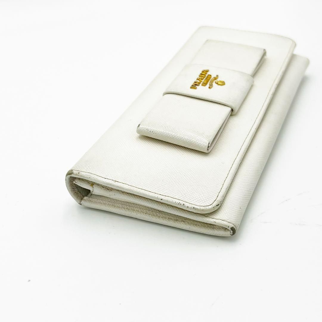 PRADA　長財布　ホワイト　リボン PRADA プラダ長財布 財布 ロゴ リボン サフィアーノ レザー ホワイト
