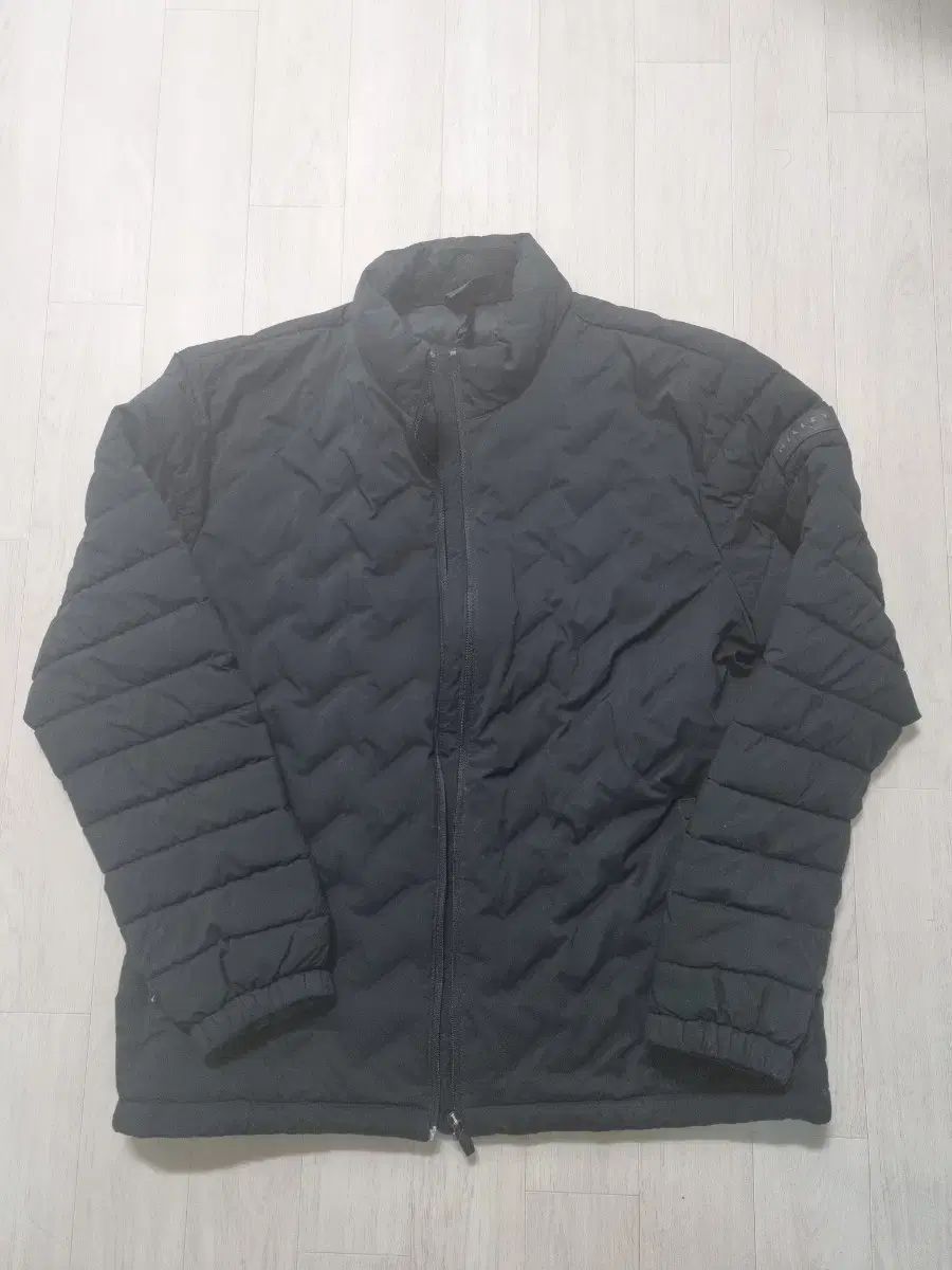 MILLET(ミレー) ダウンジャケット 出品
