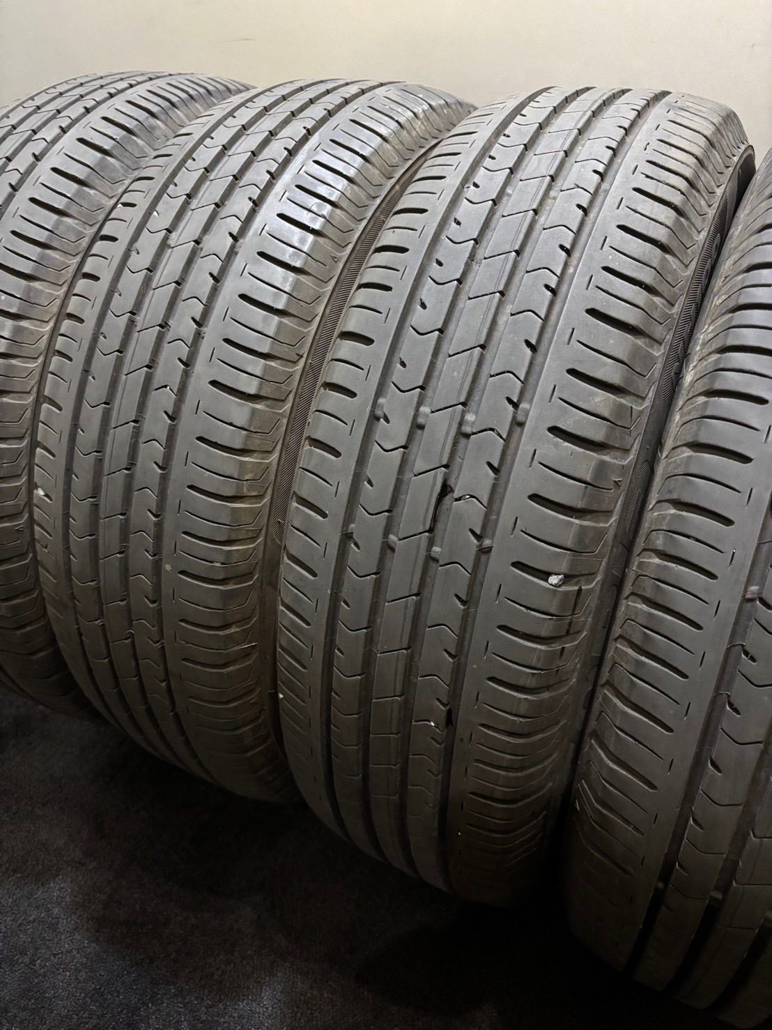 195|65R15 BRIDGESTONE|ECOPIA NH100 18年製 夏タイヤ サマータイヤ 4本 ブリヂストン エコピア ノア ヴォクシー プリウス 3-J92