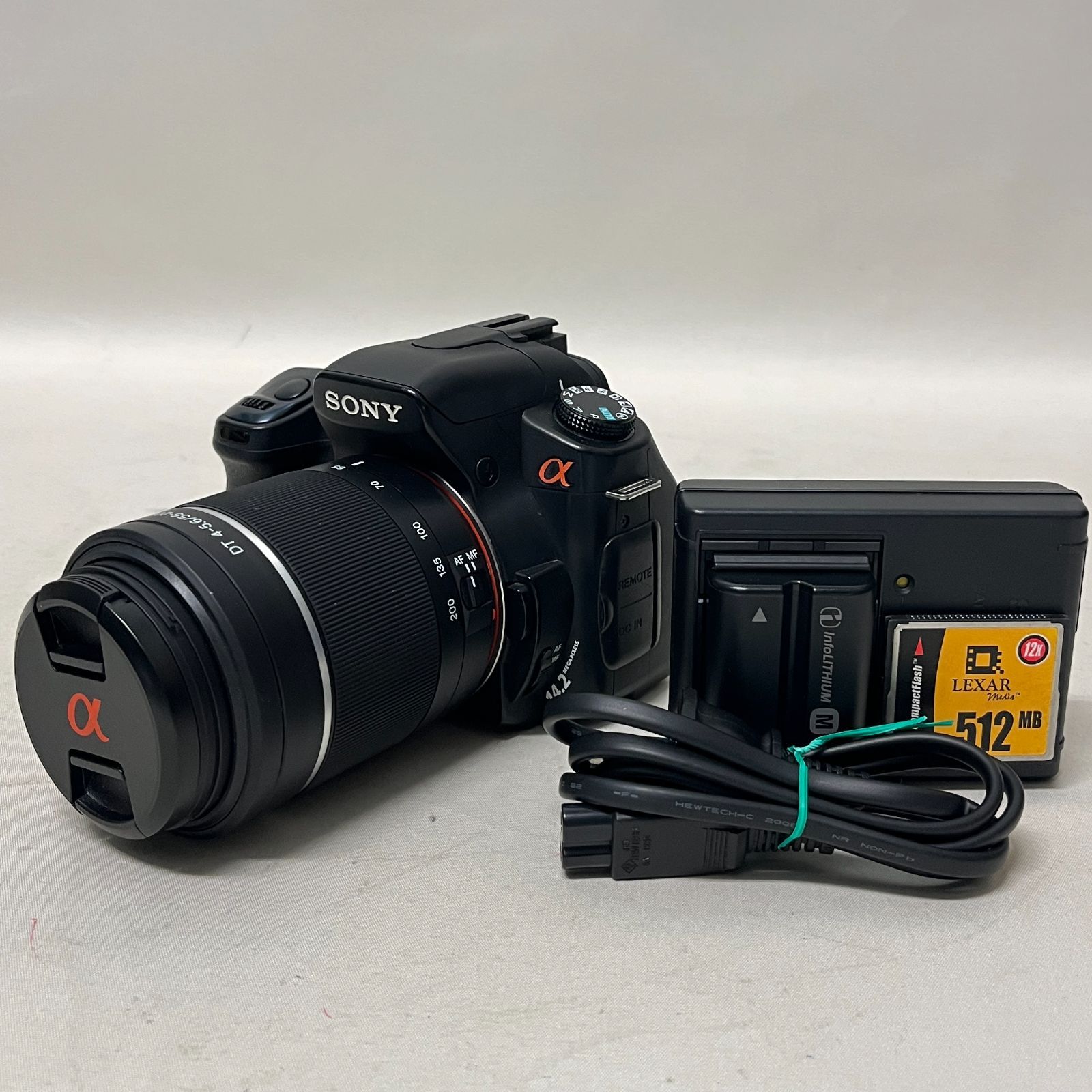 ソニー デジタル一眼レフカメラ α100 ダブルレンズ他セット ⭐️極上美