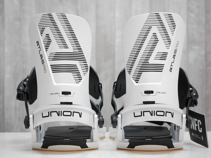  26 UNION ATLAS PRO - METALLIC WHITE Sサイズ 保証付 スノーボード バインディング ビンディング スノーボード