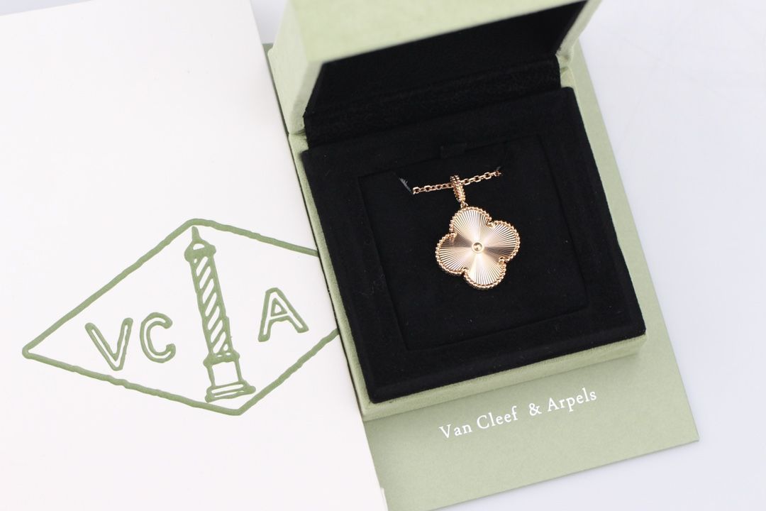 Van Cleef - Arpels 20 新しいスタイル - ローズゴールド CNC 四つ葉のクローバー ラージ セーター チェーン｜ ｜