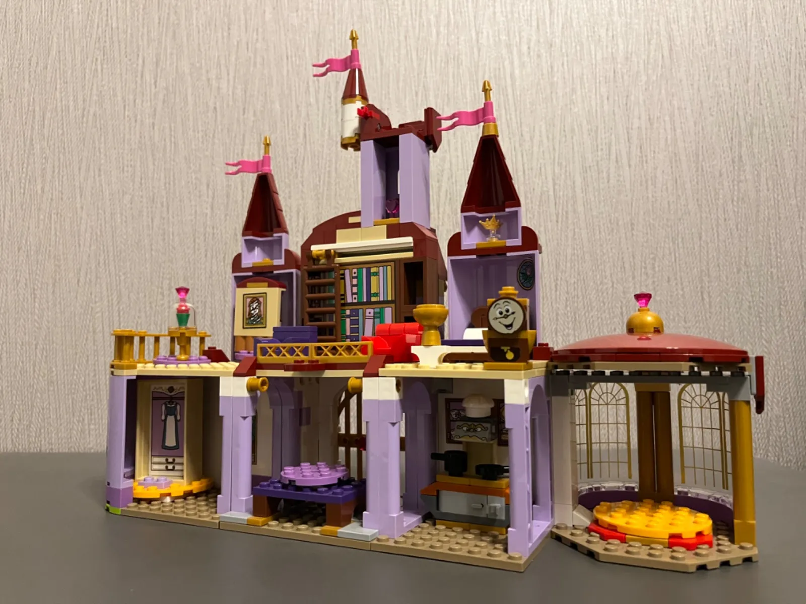 レゴ 43196 ディズニープリンセス ベルと野獣のお城|mercariメルカリ 