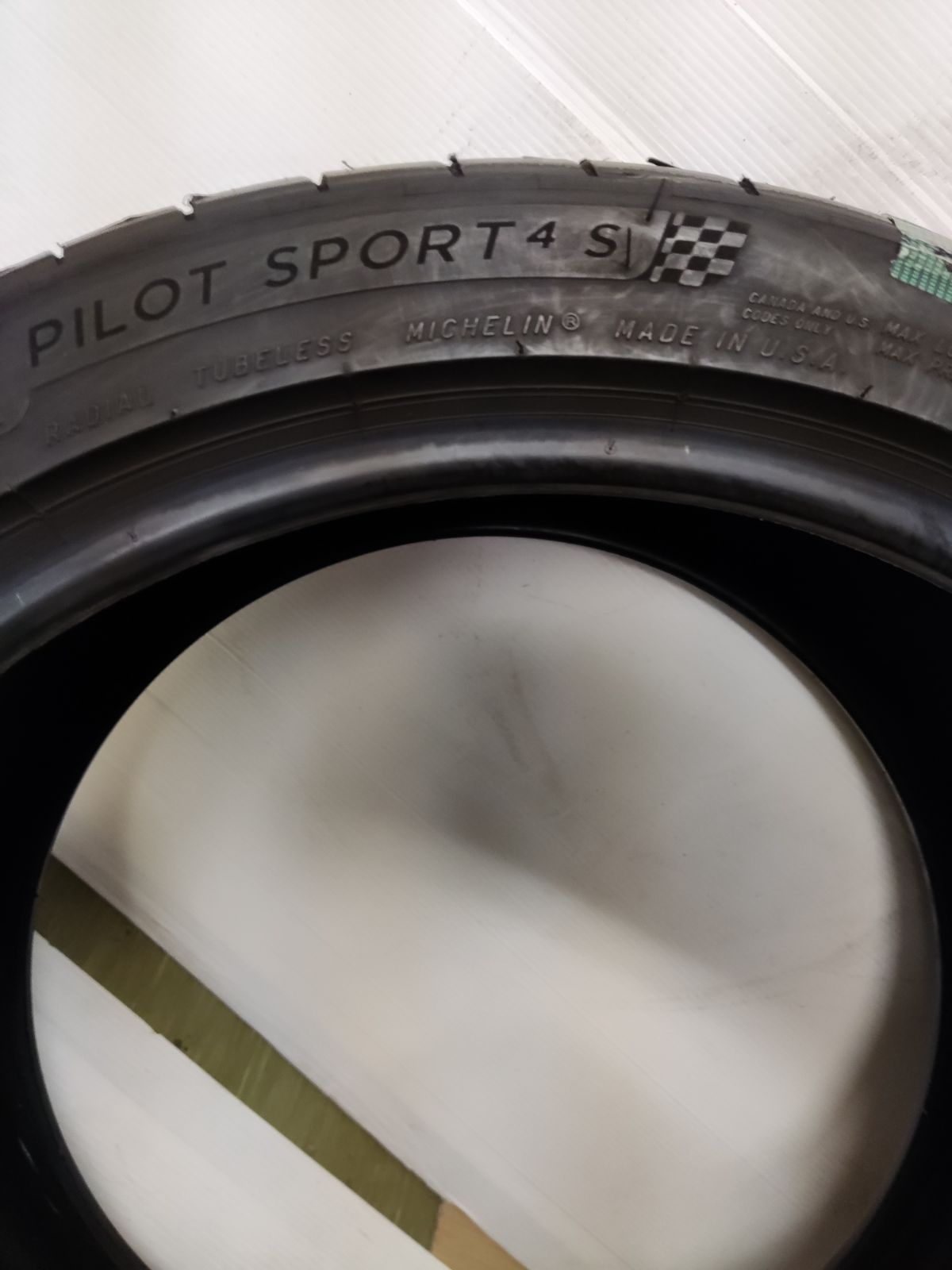 パイロットスポーツ4S