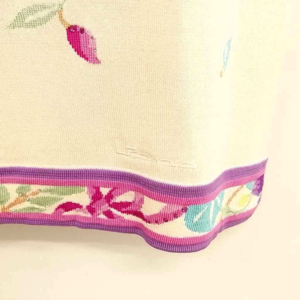 LEONARD レオナール♡ラインストーン付き花柄ニットノースリーブトップス Ｌ レオナール LEONARD 花柄 ラインストーン 刺繍 シルク コットン
