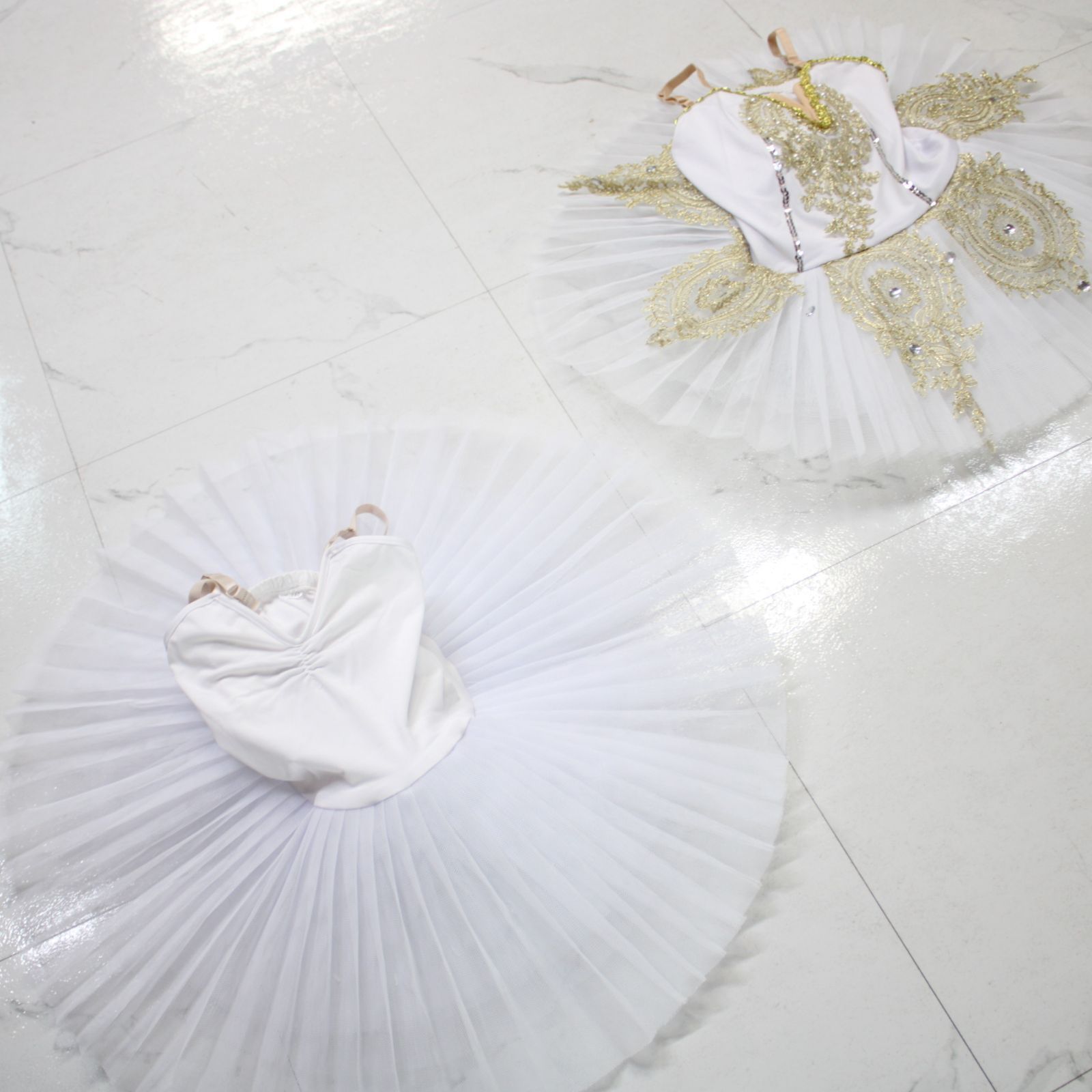 お値下げ！【バレエ衣装　美品】　チャコット　ダンス衣装　美品 バレエ衣装 チャコット製