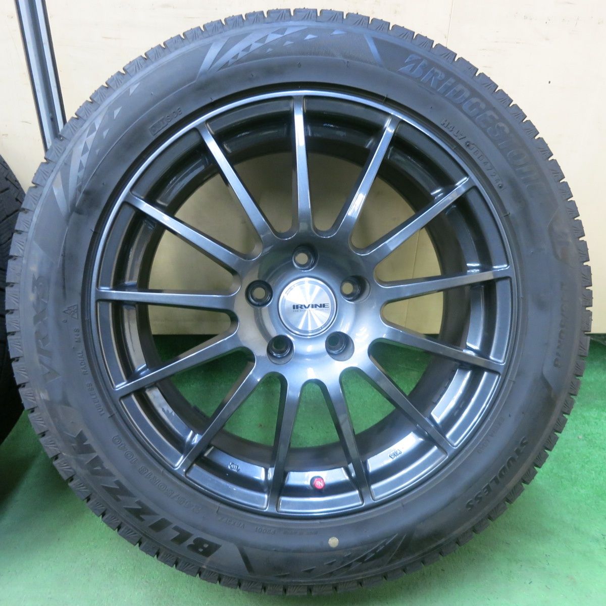 50R18 スタッドレス