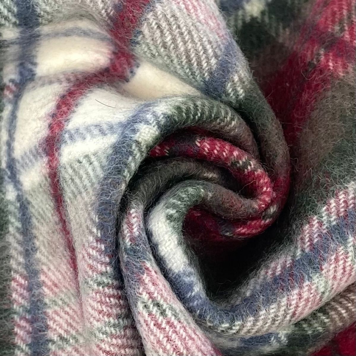 JOHNSTONS OF ELGIN ジョンストンズオブエルガン マフラー