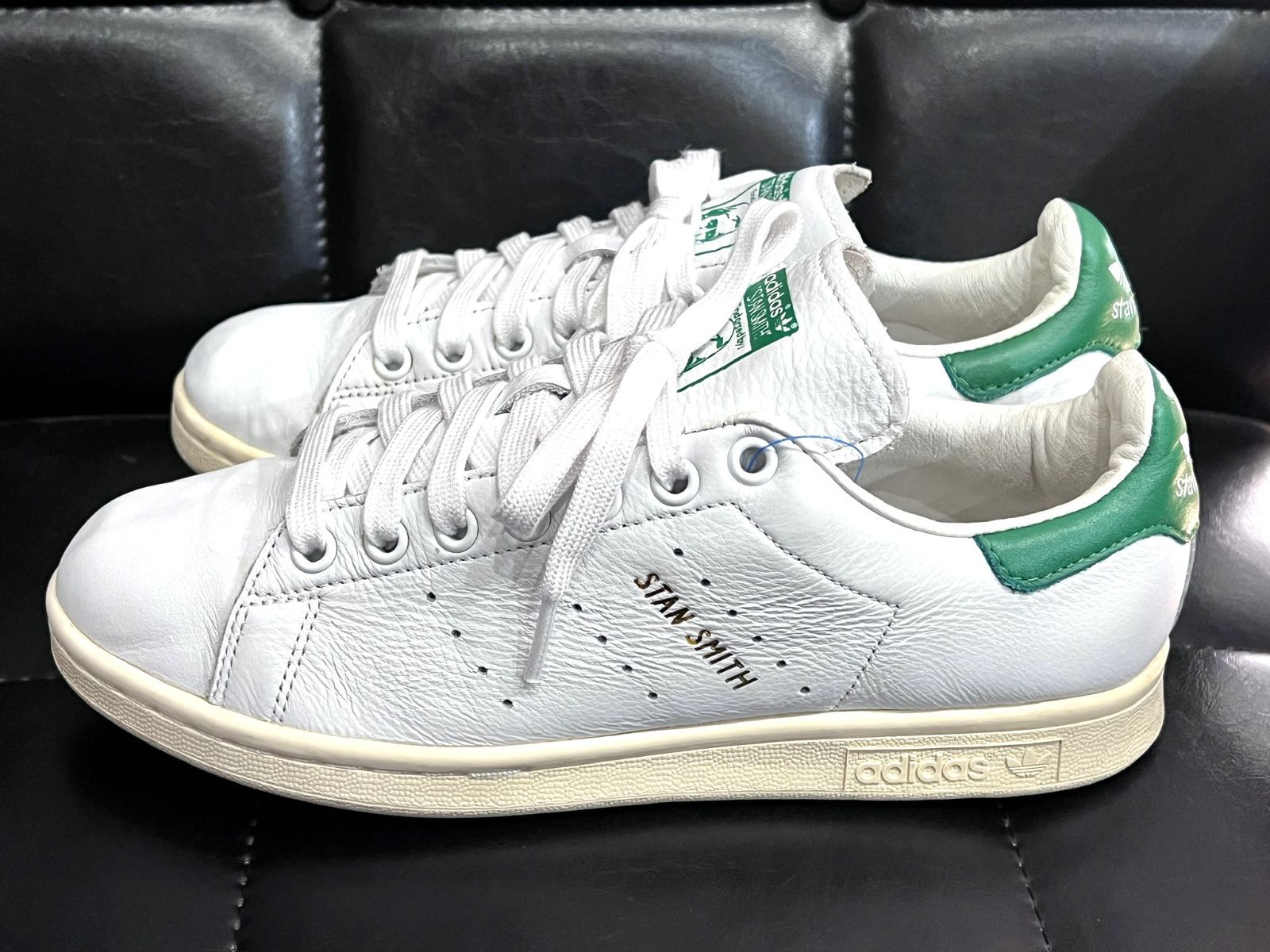 アディダス 16年 天然皮革 スタンスミス 白緑 金ロゴ 24.5cm S75074 STAN SMITH adidas - メルカリ