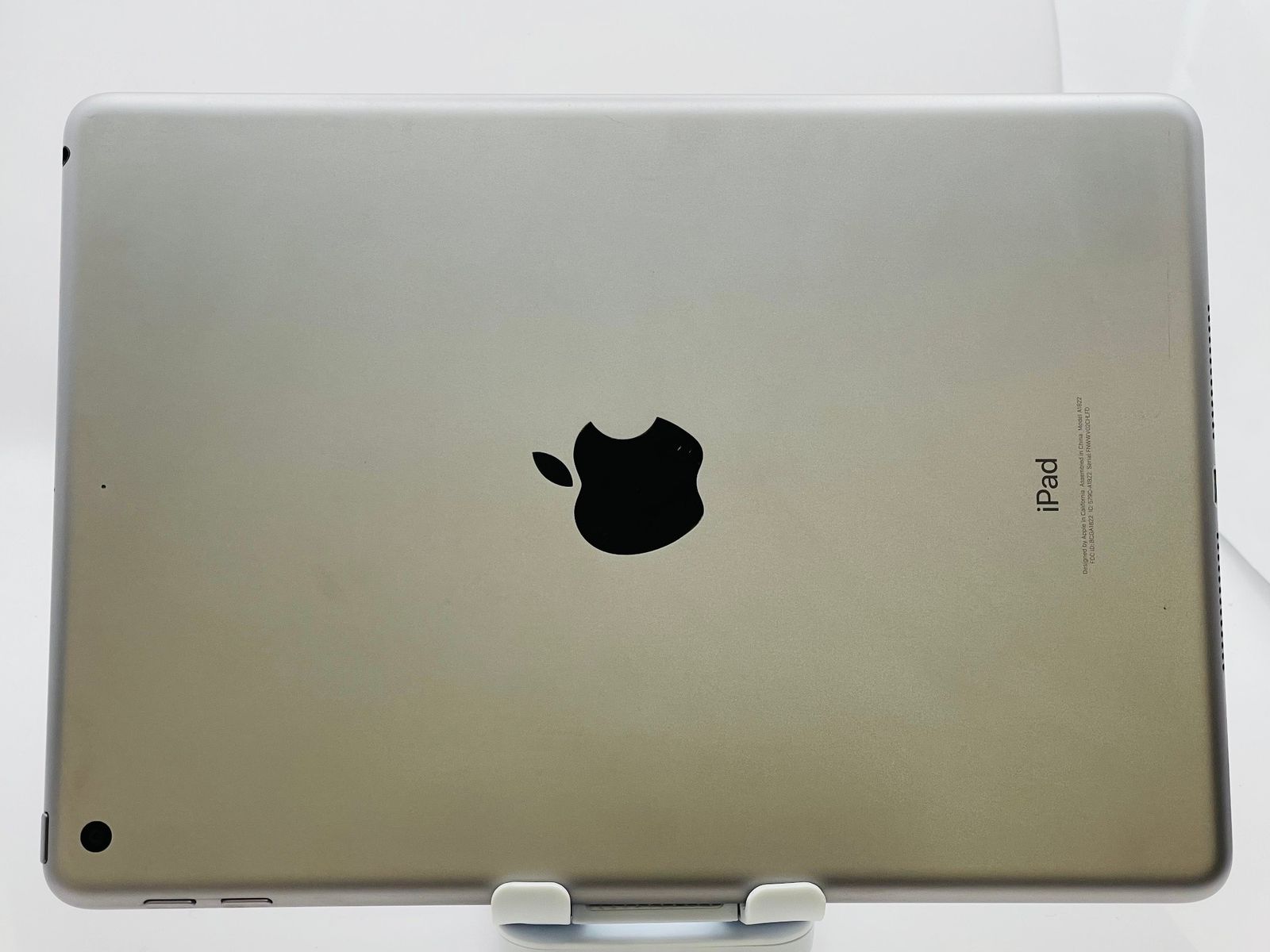 iPad 第5世代 Wi-Fi 128GB スペースグレイ MP2H2J/A A1822