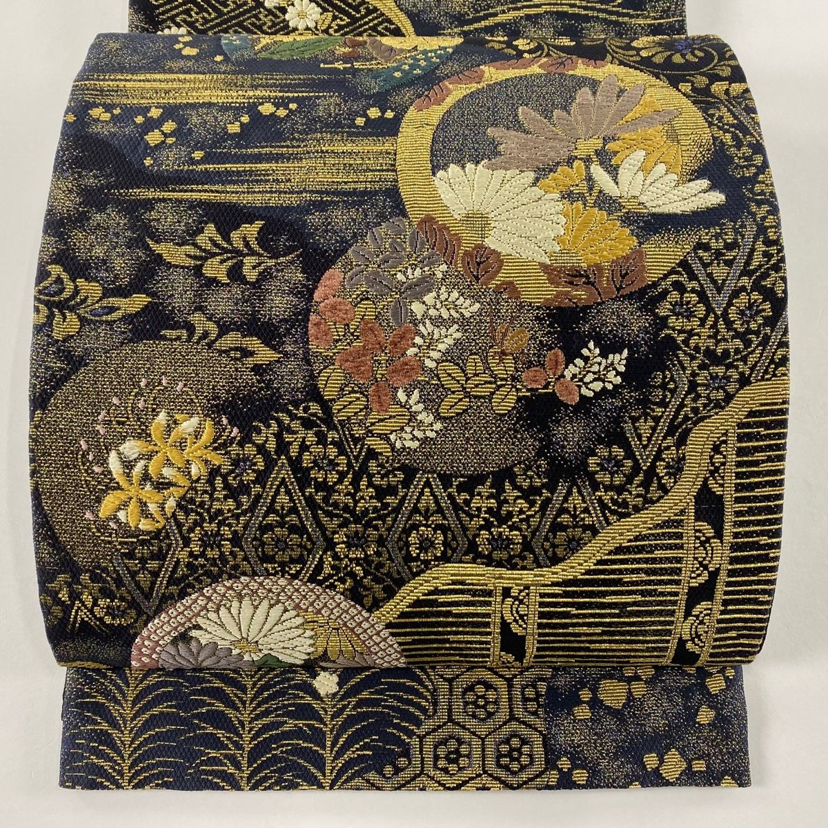 袋帯 金華山全通全景二十四節気 秋草 霞 金糸 刺繍 濃紺 全通 正絹