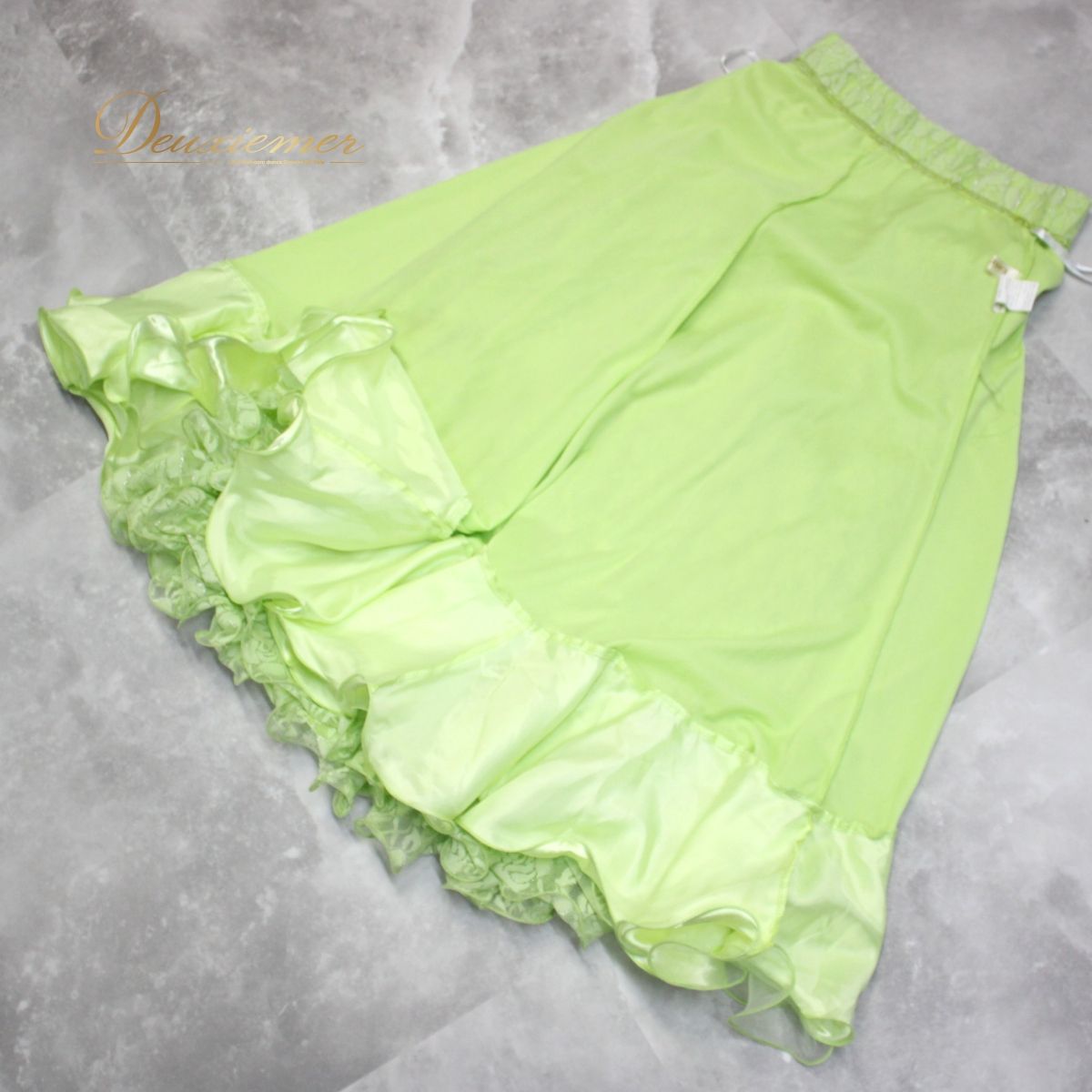 【美品 社交ダンス衣装】上下セット レッスン パーティー leirena レイリーナ 黄緑 ライトグリーン 花柄 レース フェミニン 美品 社交ダンス衣装】上下セット レッスン パーティー leirena