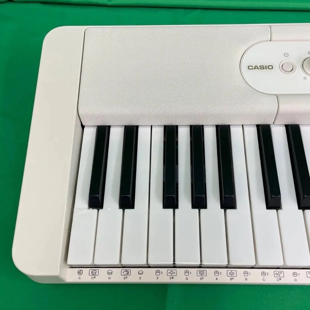 ✨良品✨カシオ　電子ピアノ LK-526 デジタルキーボード　2022年製 カシオ 電子キーボード LK-526 2022年製 - メルカリ