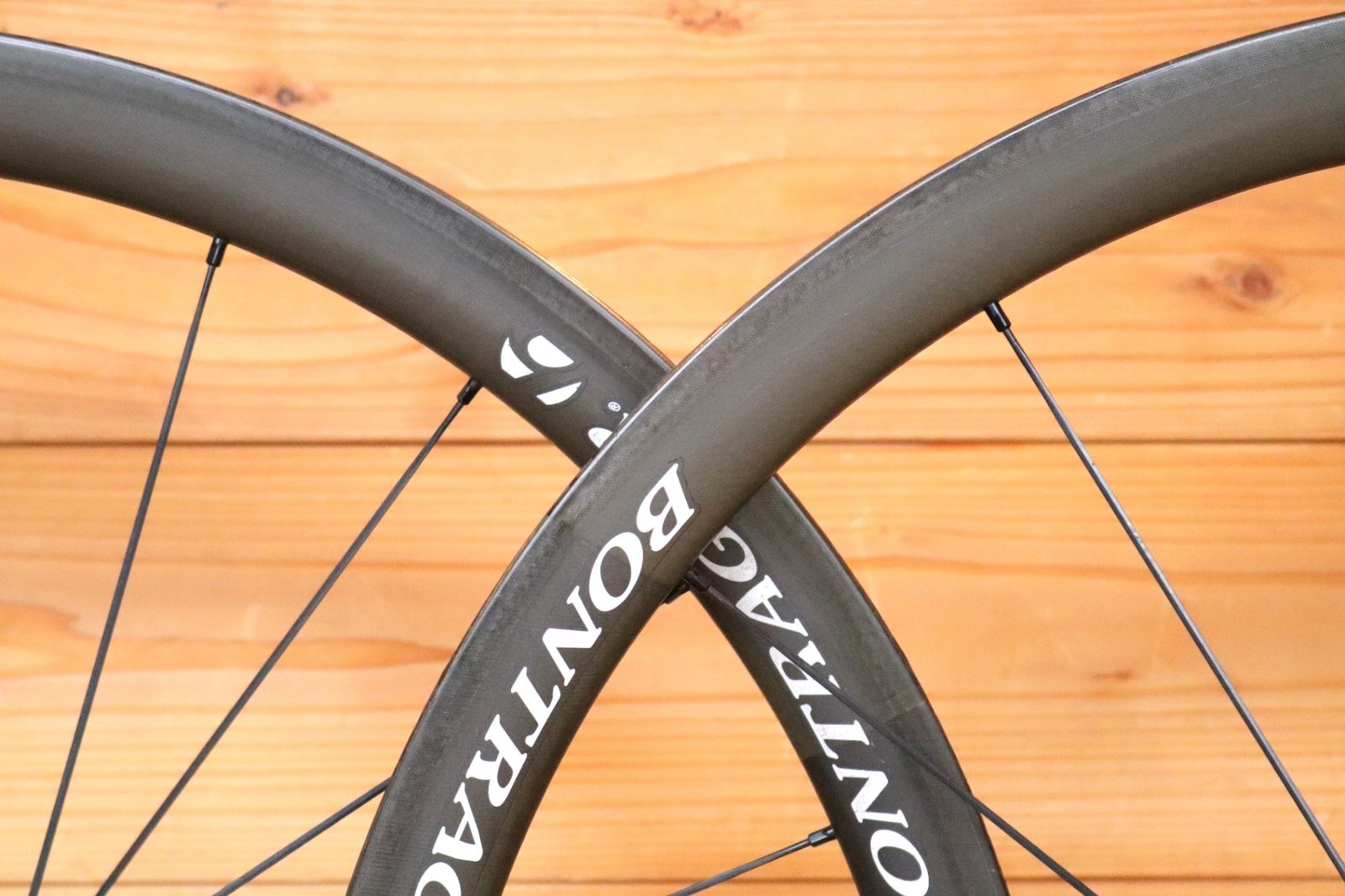 今年人気のブランド品や Aeolus ボントレガー ○BONTRAGER 5 11/12s シマノフリー RIM 27インチ、700C