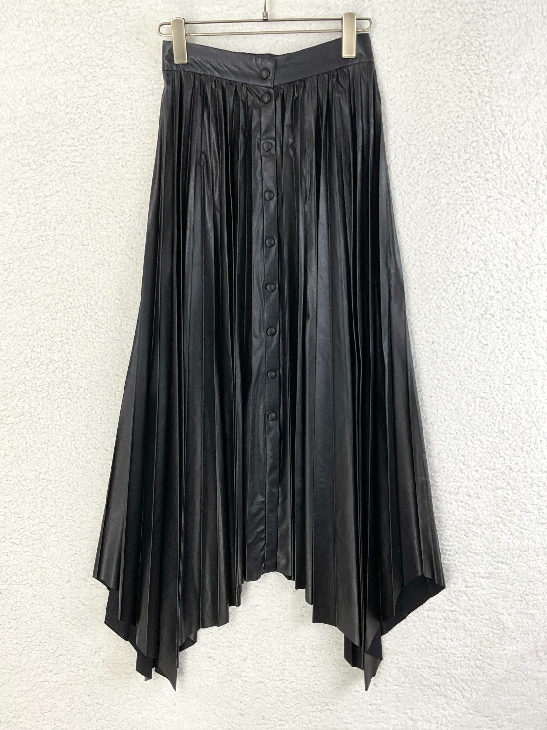 【未使用品】ISABEL MARANT フェイクレザープリーツスカート 34 未使用 ISABEL MARANT イザベルマラン 34 ブラック フェイクレザー