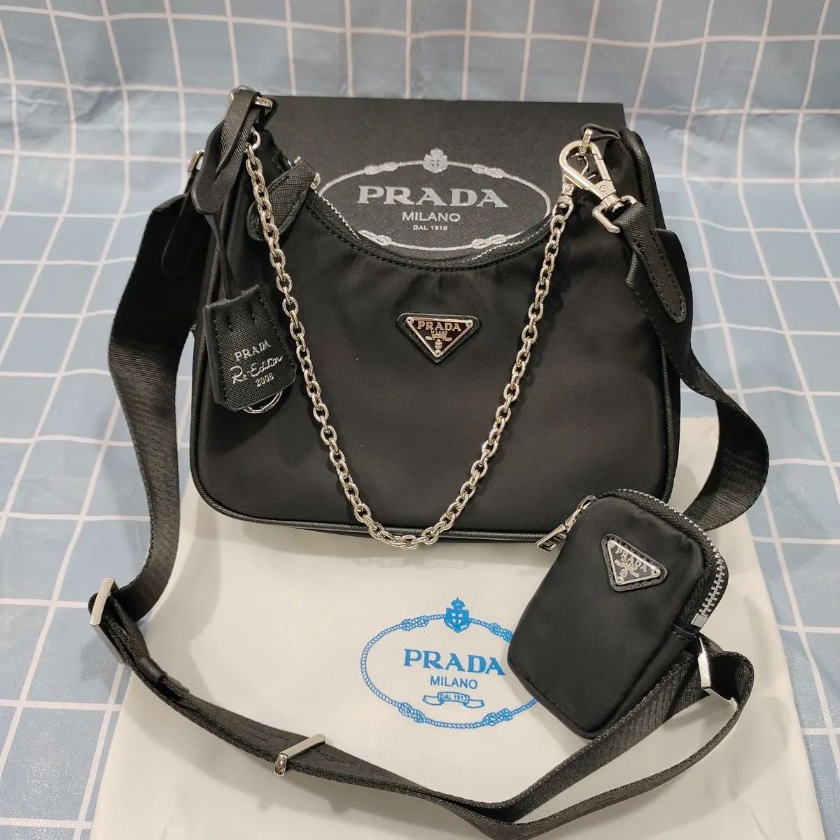 人気商品❗プラダ PRADA ショルダーバッグ❇送料無料☆オシャレ 値下げ 