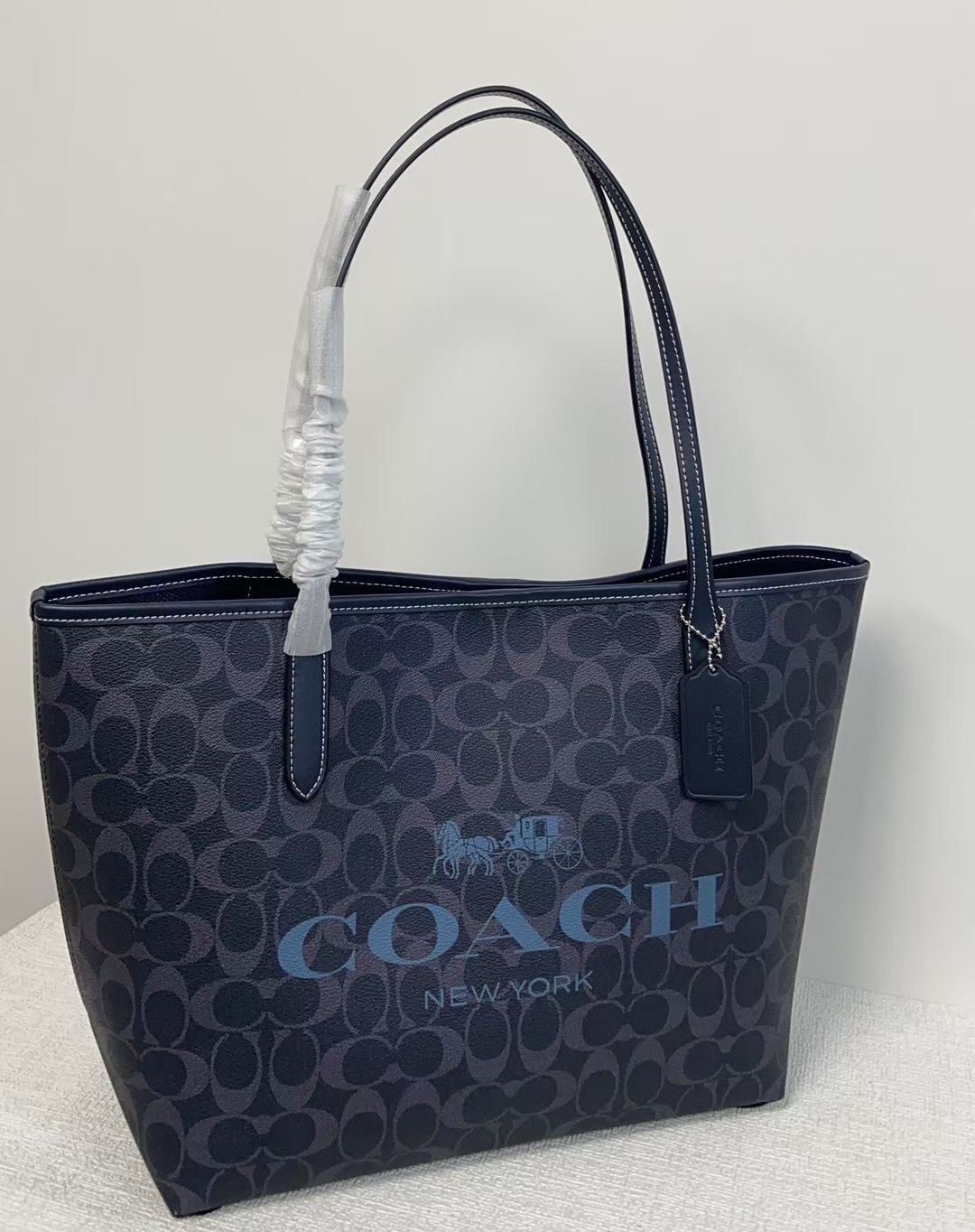 コーチ バッグ トートバッグ COACH シグネチャー ロゴ シティ トート 肩掛け A4収納可能 CP074  SVN2V(デニム×ミッドナイトネイビー)アウトレット レディース