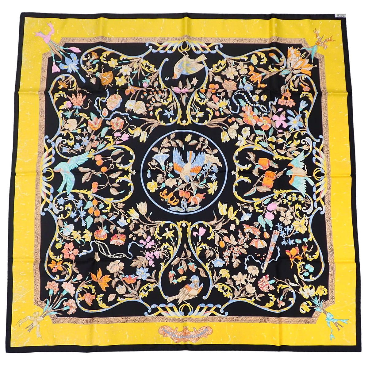 HERMES エルメス Pierres d Orient et d Occident 東洋の石と西洋の石細工 カレ90 ブラック黒 イエロー黄 シルク スカーフ 大判ストール ファッション小物 レディース 40802156684 アラモード