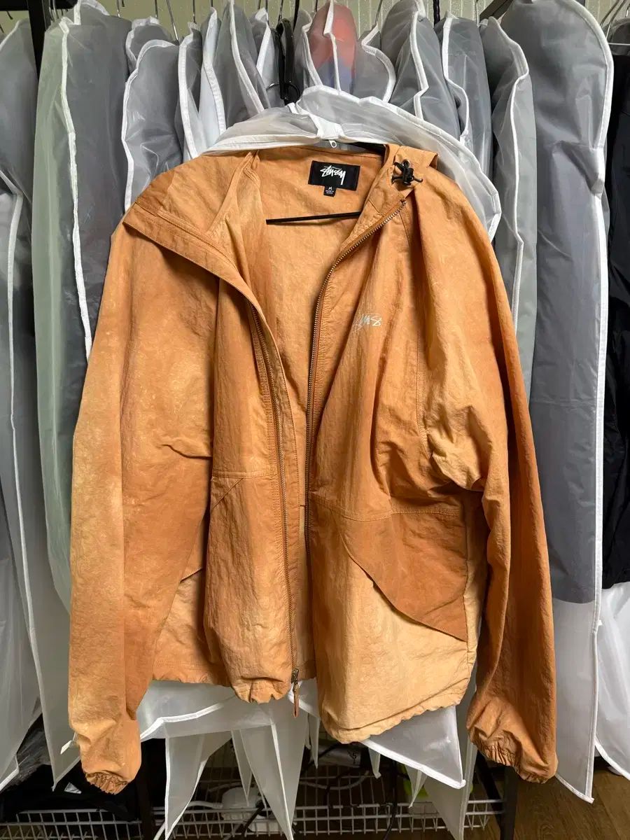 STUSSY(ステューシー) ビーチシェル ジャケット オレンジ 出品