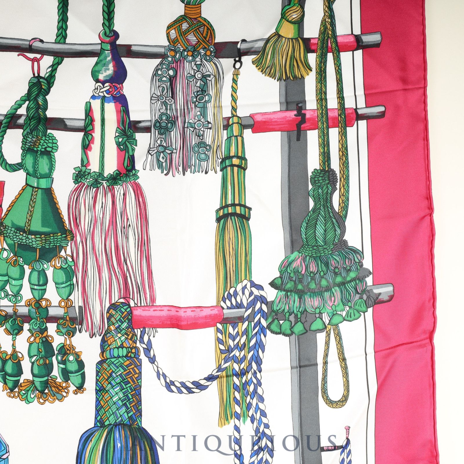 エルメス　HERMES　スカーフ　カレ90　飾り紐 HERMES エルメス カレ 90 Pasementerie 紐飾り タッセル シルク