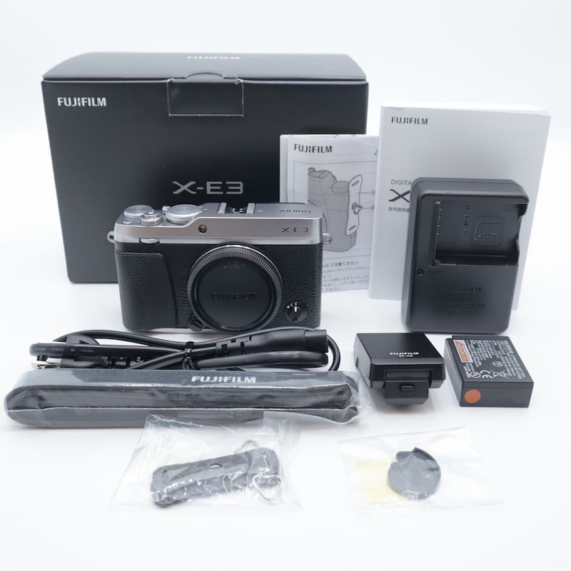 富士フイルム - 【シャッター回数試し撮り2回のみ!】■ほぼ新品■X-E3シルバー X-E3-S シャッター回数試し撮り2回のみ!】□ほぼ新品□X-E3シルバー X-E3-