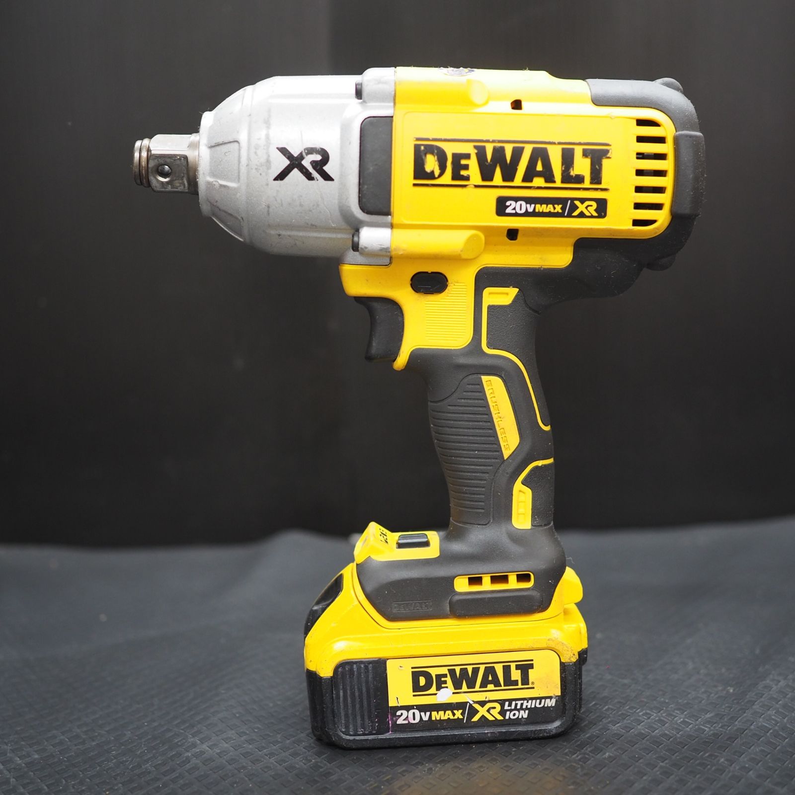 DeWALT|デウォルト 18Vコードレスインパクトレンチ DCF899 鴻巣店