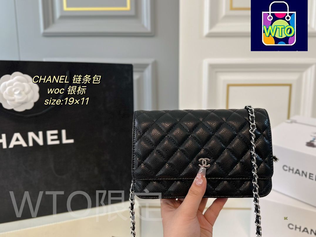CHANEL CHANEL ウエストポーチ　ショルダーバック　ネイビー CHANEL 2009年頃製 サテンCCマークチェーンショルダーバッグ