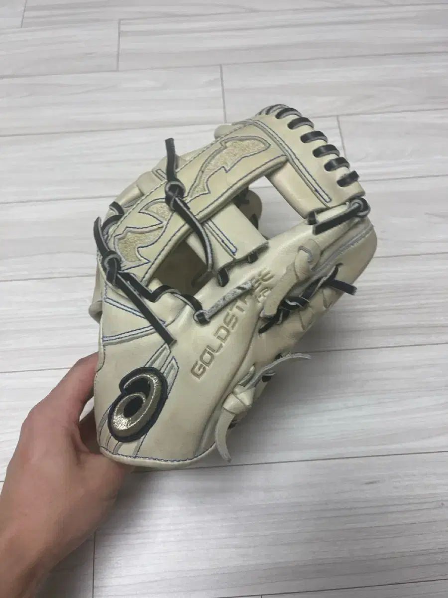 アシックス GOLDSTAGE 内野 グローブ