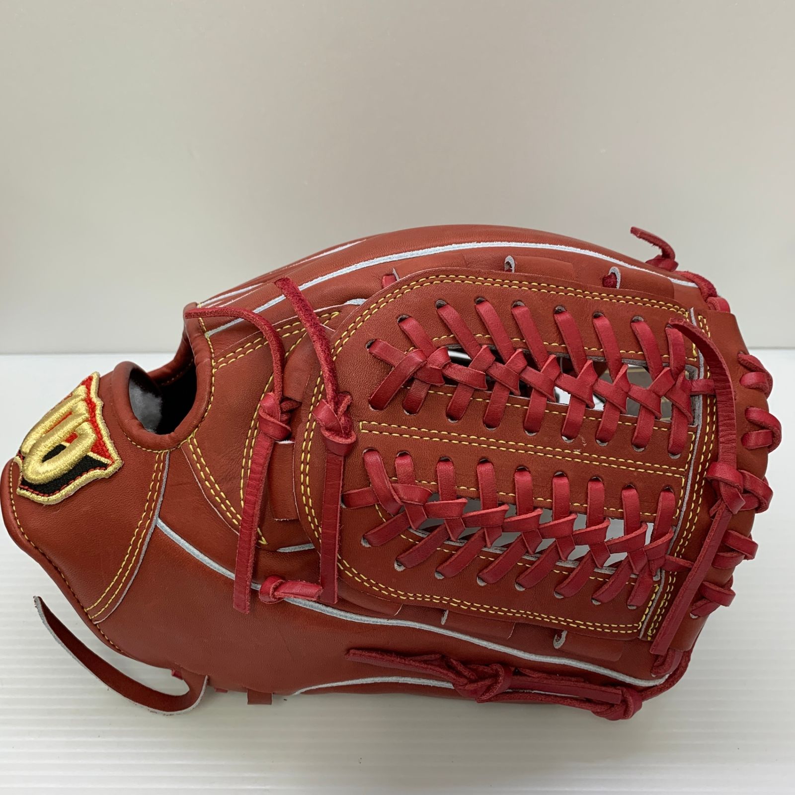 グローブ ピッチャー