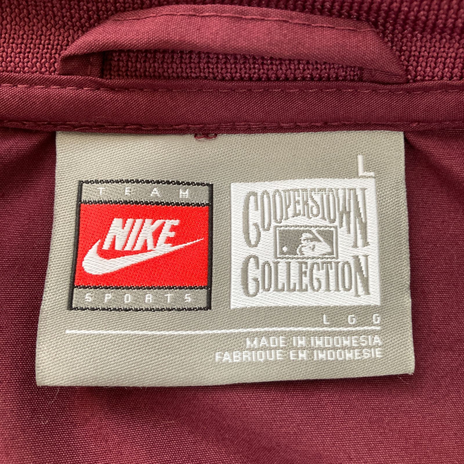 MLB フィラデルフィア フィリーズ ナイキ NIKE ナイロンジャケット L 