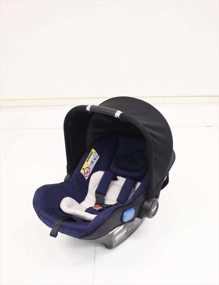スムーヴTS インファントカーシート ミッドナイトサークルズ アタッチメント付 シートベルト固定 新生児OK 軽量コンパクト クリーニング済み B304002t