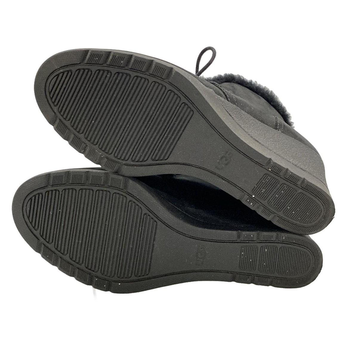 最終値下げ☆美品☆UGG アグ レザー ショートブーツ サイドジップ 黒 24 UGG (アグ) サイドジップ ムートンブーツ Classic Mini Zipper