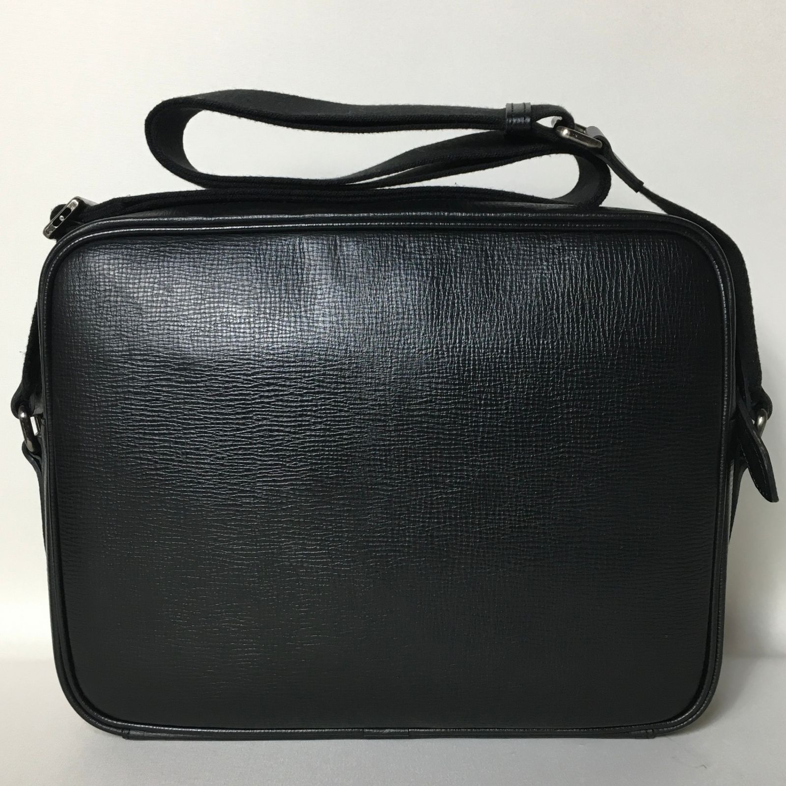 2504-36｜バーバリー ショルダーバッグ レザー ブラック ノバチェック 2504-36｜バーバリー ショルダーバッグ レザー ブラック ノバチェック