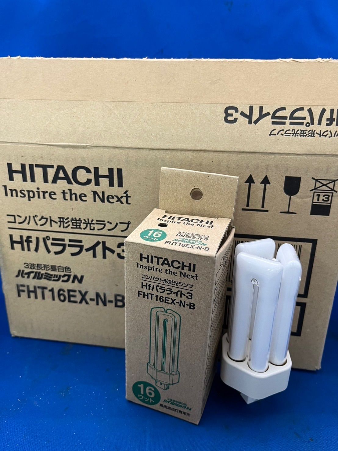 FWL18EX-N （Amazon | 東芝 コンパクト形蛍光ランプ 18W 3波長形