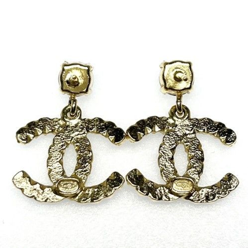 値下げ!CHANEL シャネル ココマーク ピアス A20K メタル ライン 値下げ!CHANEL シャネル ココマーク ピアス A20K メタル ライン