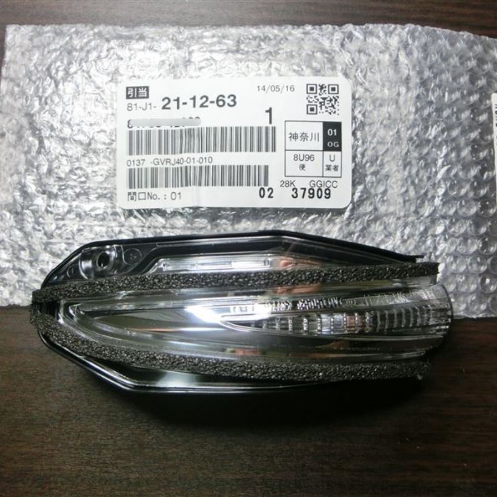 トヨタ 純正 TOYOTA 正規 サイドマーカーランプ 右ドアミラー用 RH ノア ZRR80W ヴォクシー ZRR85W ハリアー ZSU60W AVU65W パーツ エンジン タイヤ カスタム