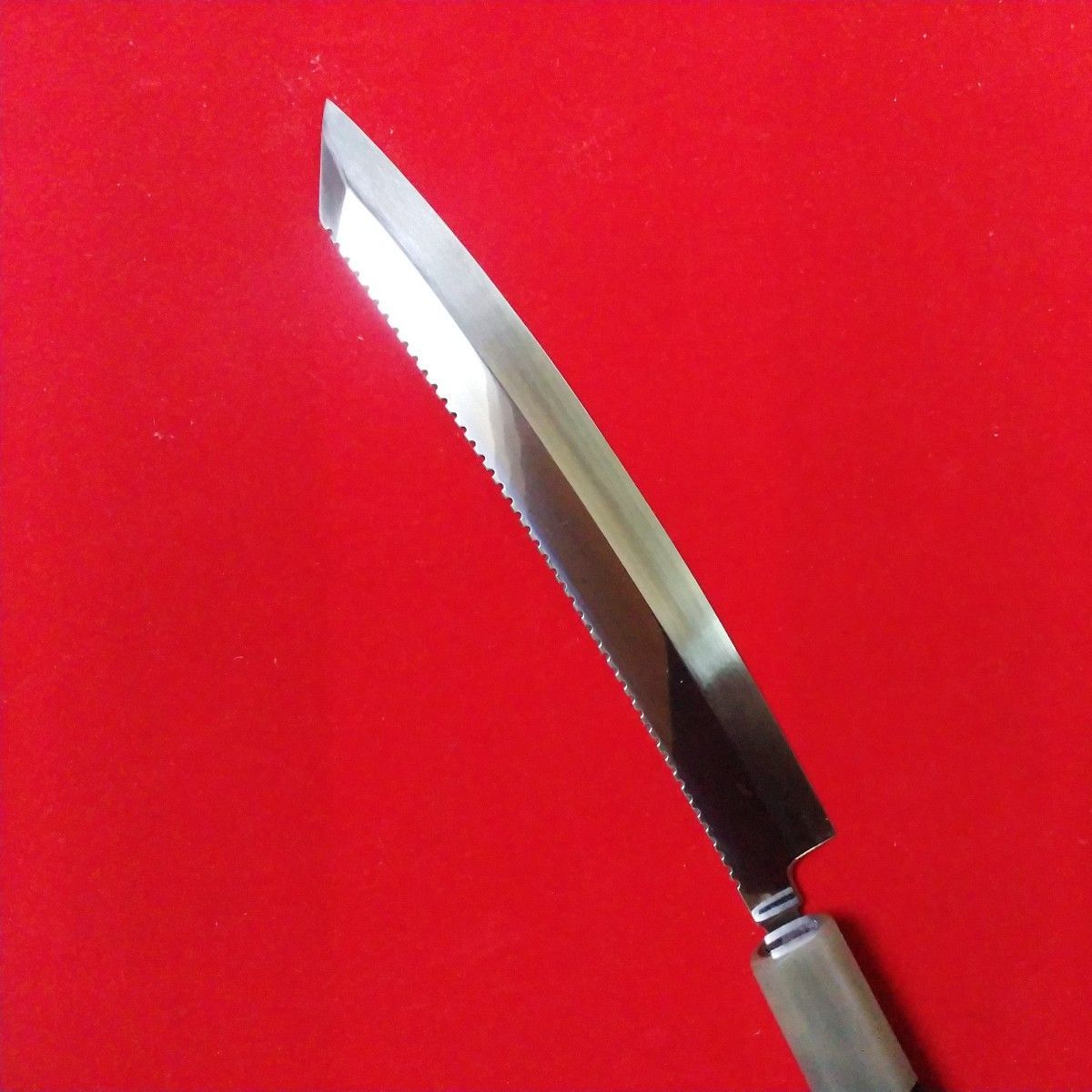 未使用 超鋼スーパー本焼 六寸 ギザ 切付型 黒檀 上下白水牛 鞘付き