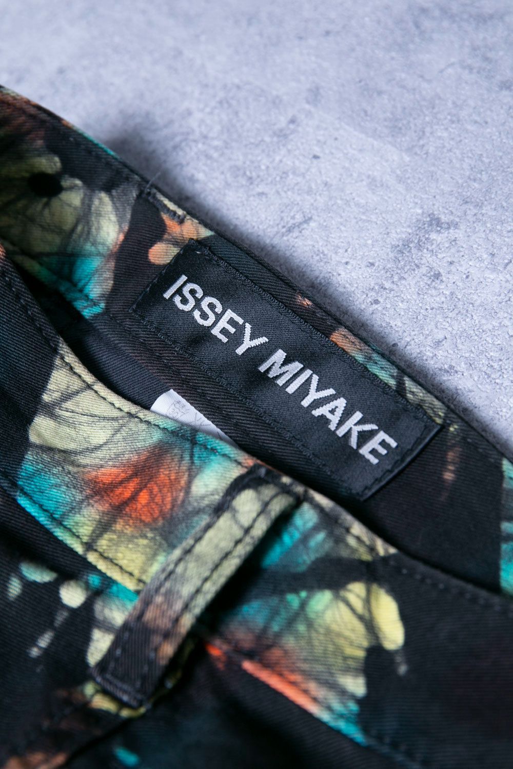 ISSEY MIYAKE イッセイミヤケ コットン柄パンツ - メルカリShops