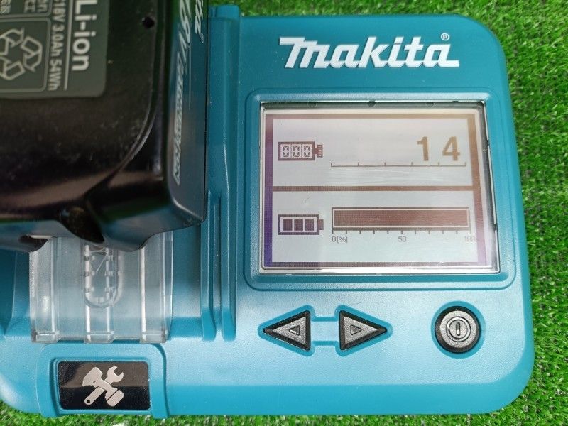 ◎マキタ 充電式インパクトドライバ (バッテリー・充電器