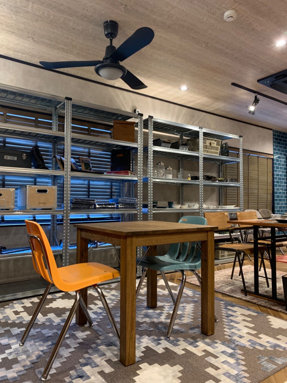JOHAN TABLE 750 クラッシュゲート ヨハンテーブル パイン古材 JOHAN TABLE 750 クラッシュゲート ヨハンテーブル パイン古材