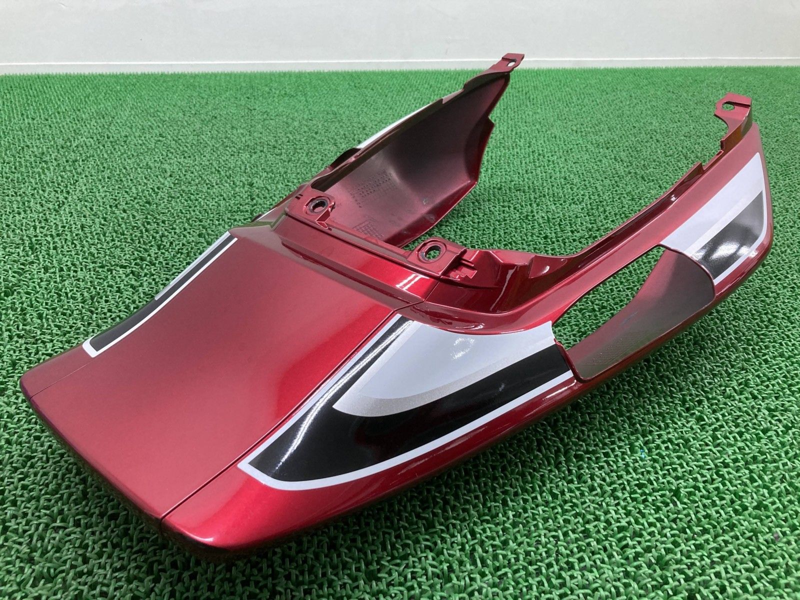 CB400SF テールカウル 赤M MFM ホンダ 純正 バイク 部品 NC42 シートカウル ペイント素材に 割れ欠け無し 品薄 jA