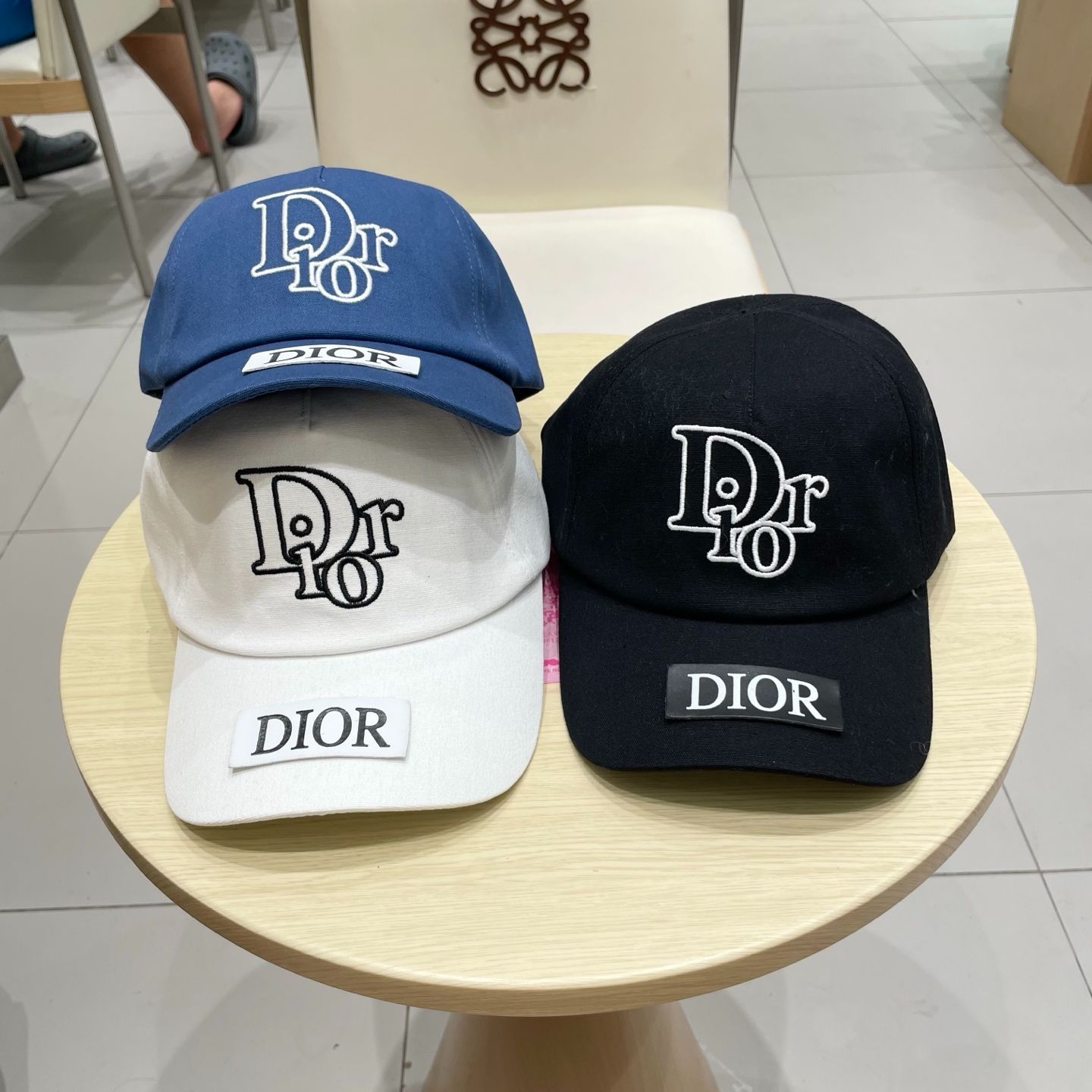 Dior キッズ ベースボールキャップ ❣️新品未使用❗️サイズＴ3 今日特価】DIOR New Simple ベースボールキャップ-3 - メルカリ