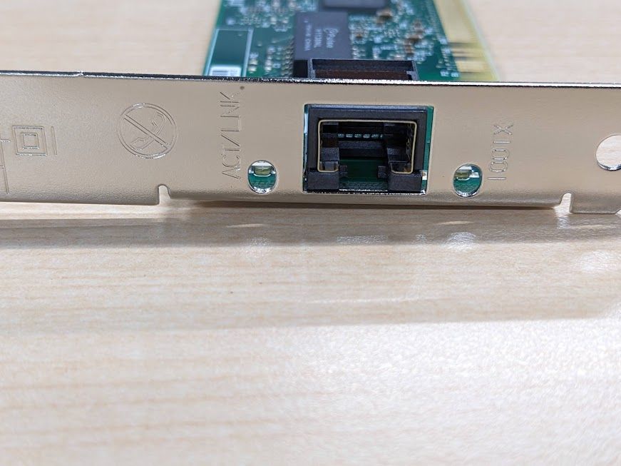 Intel Intel(R) PRO/100 M Desktop Adapter PILA8460M - メルカリ