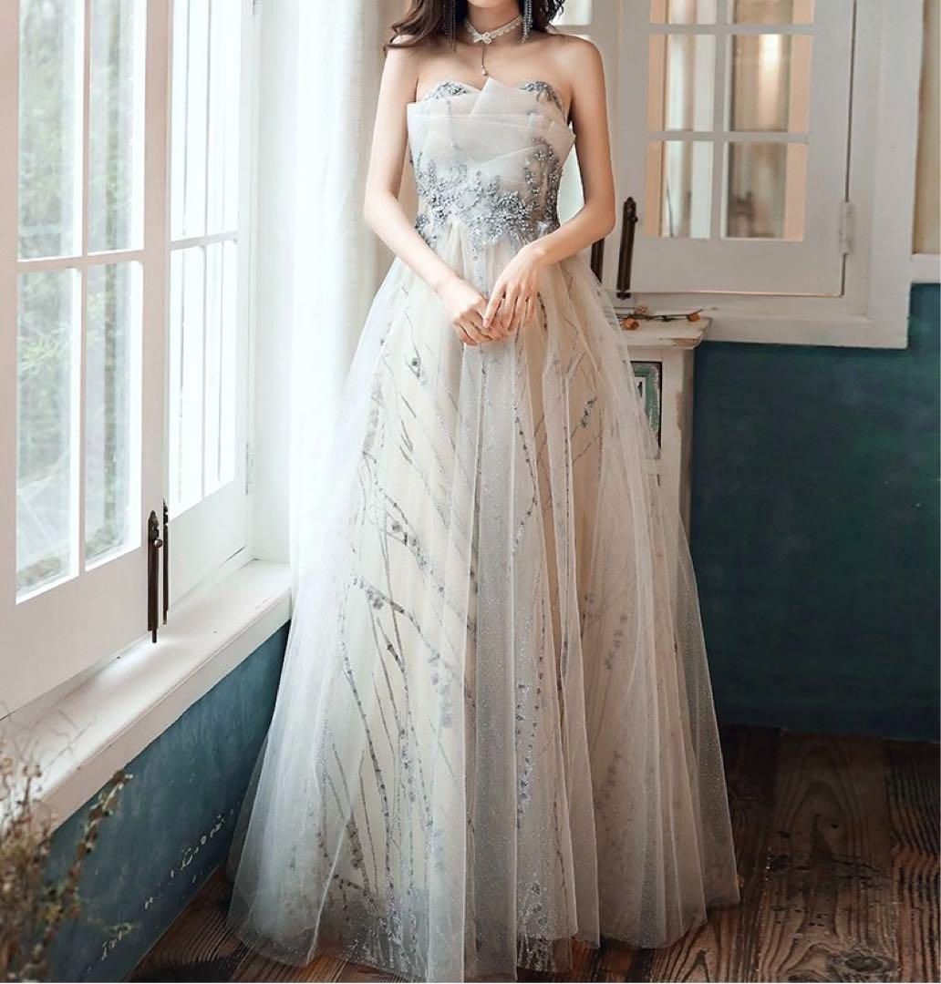 小花柄の様な可愛いデザインのベア イブニングドレス?.? - メルカリ