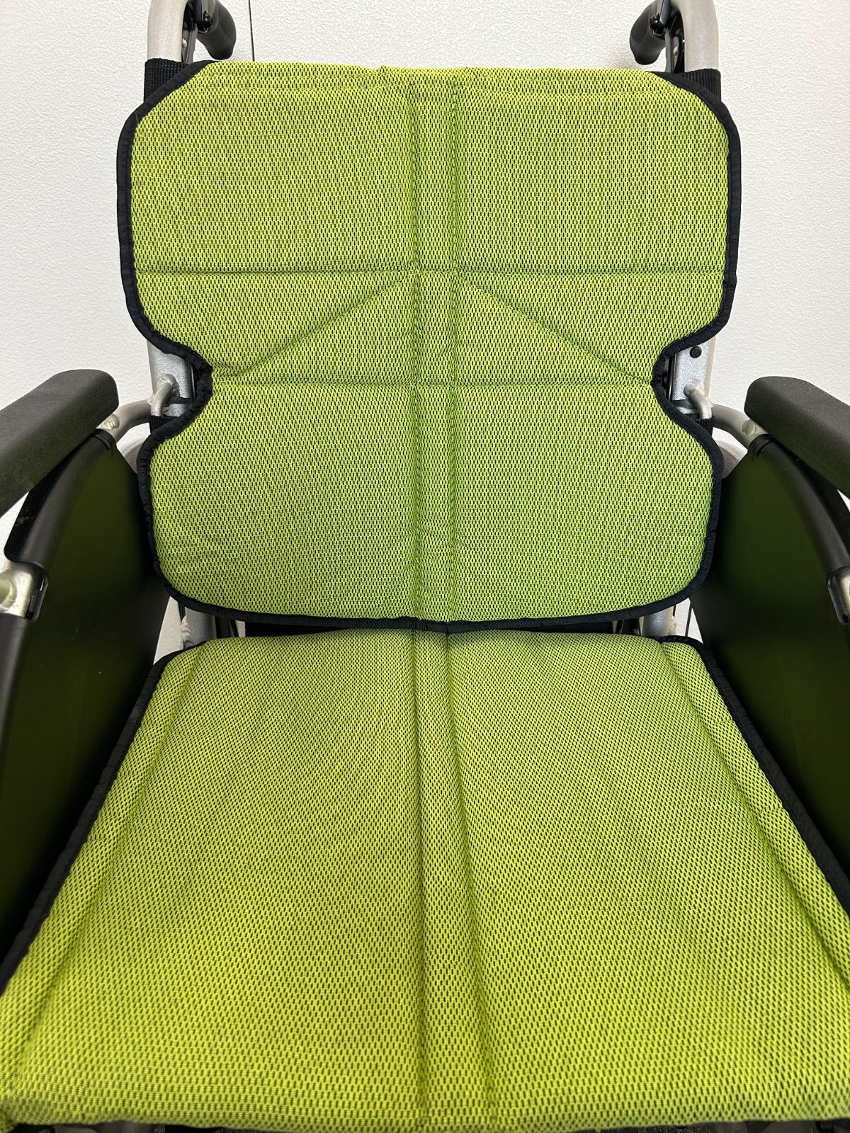  松永制作所NEXT-11 B 自走式車椅子 軽量 コンパクトタイプ 洗浄 整備済み ネクストコアシリーズ 自走用車椅子 車椅子