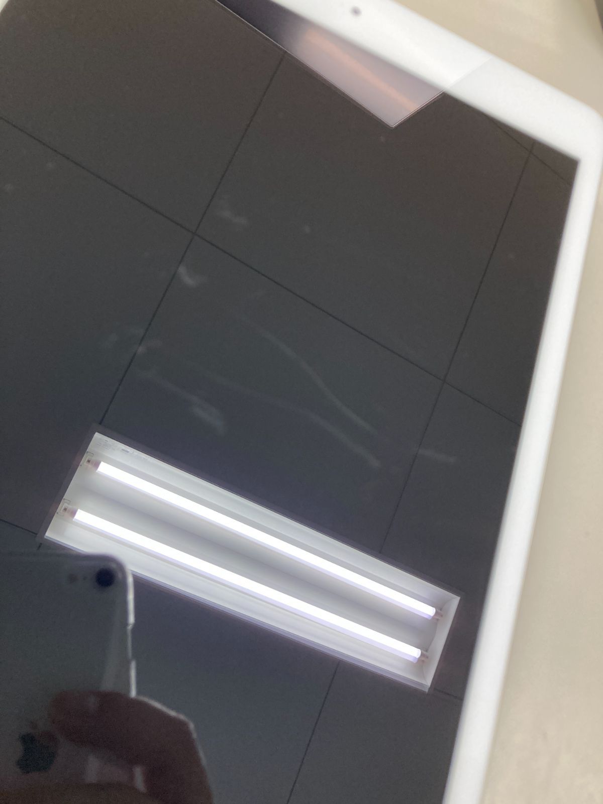 電池92% apple iPad (第7世代) 32GB シルバー 良品］Apple iPad 第7