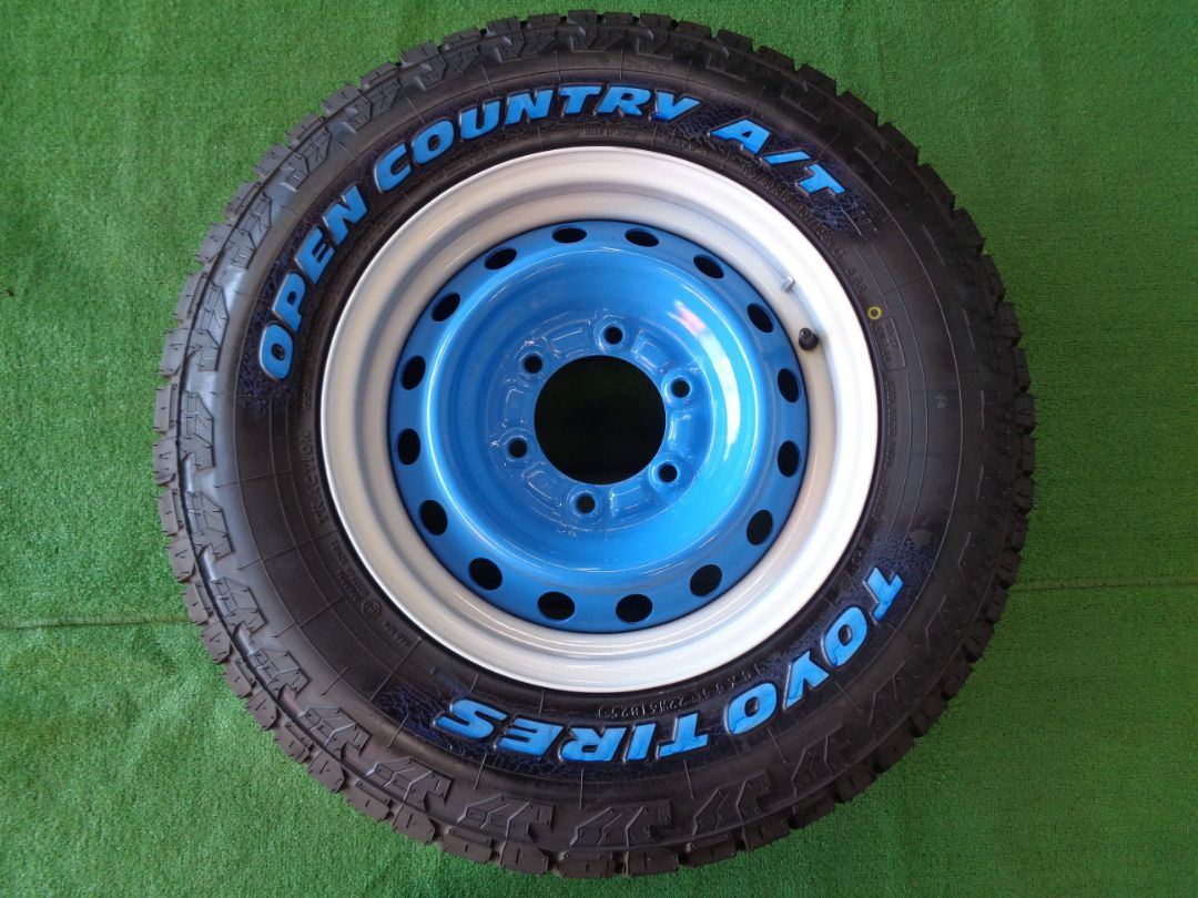 ハイエース トーヨータイヤ オープンカントリーA/TⅢ 195/80R15 15