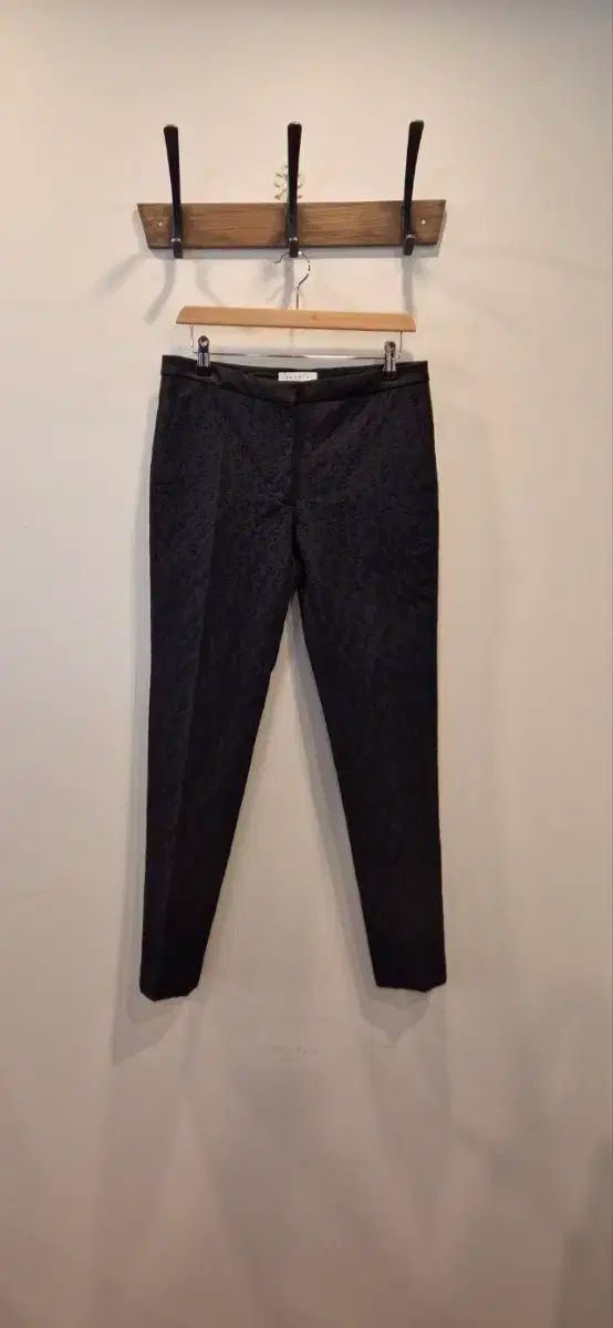 SANDRO サンドロ P4959H ズボン 38 サイズ