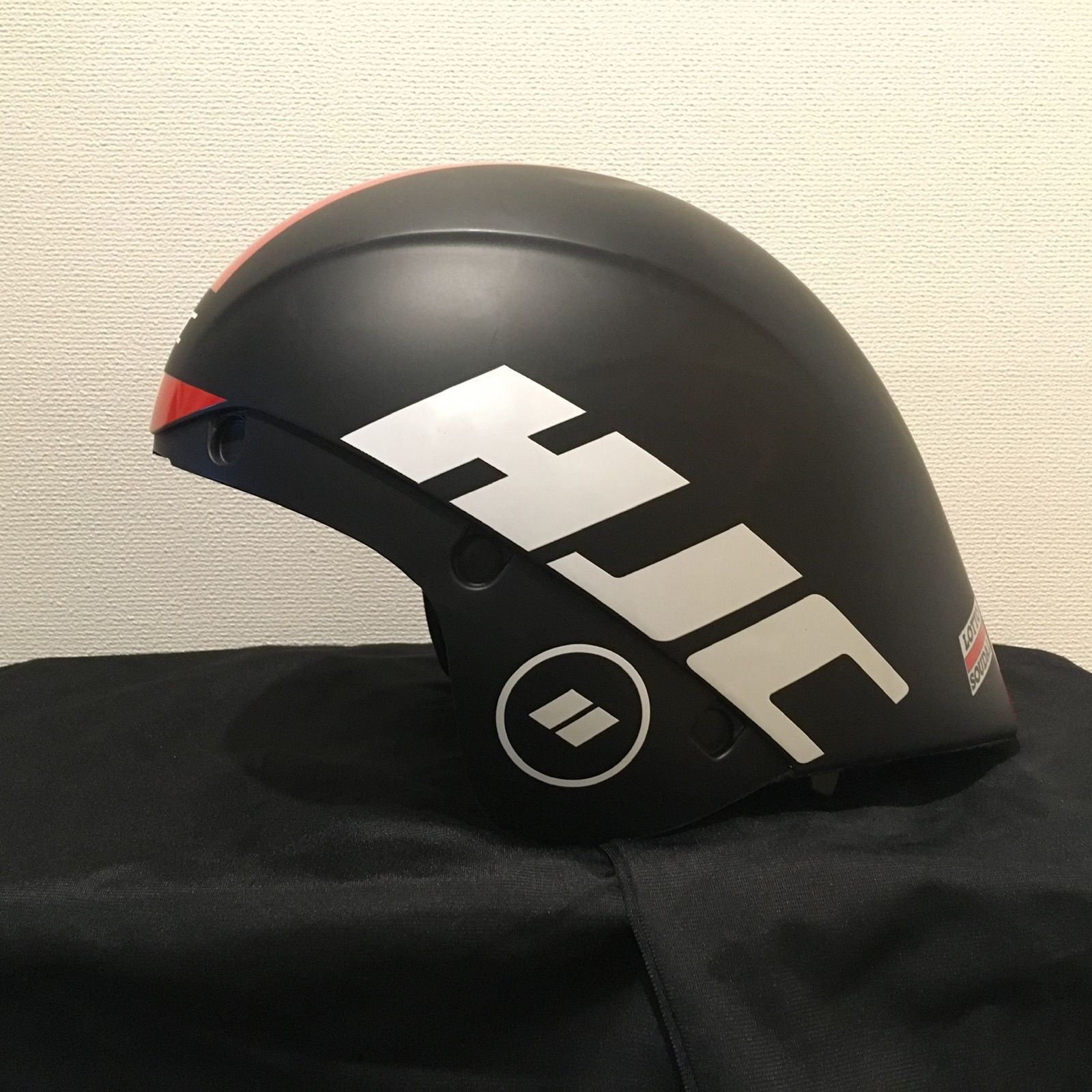 ロットスーダル Lazer Wasp Air エアロヘルメット 選手実使用品 レイザー WASP オートバイヘルメットの技術を使ったTTヘルメット